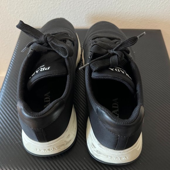 Men's Black Prada Nylon gabardine Runner - Picture 4 of 4